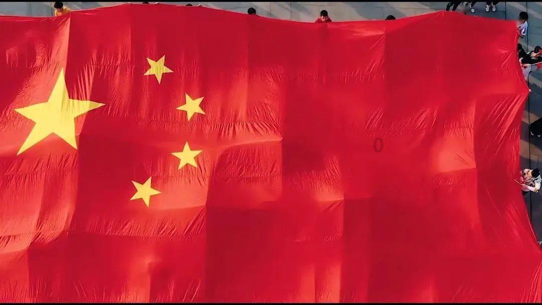 市政协三届三次会议举行第三次全体会议